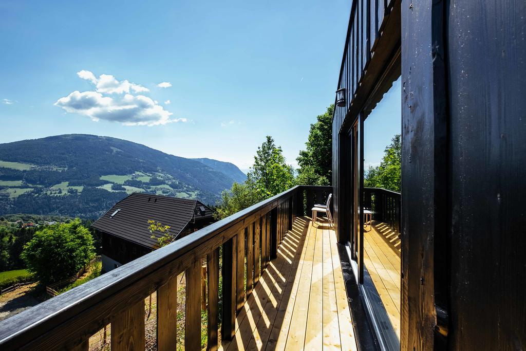Art-Lodge Kunstpension Afritz Exterior photo