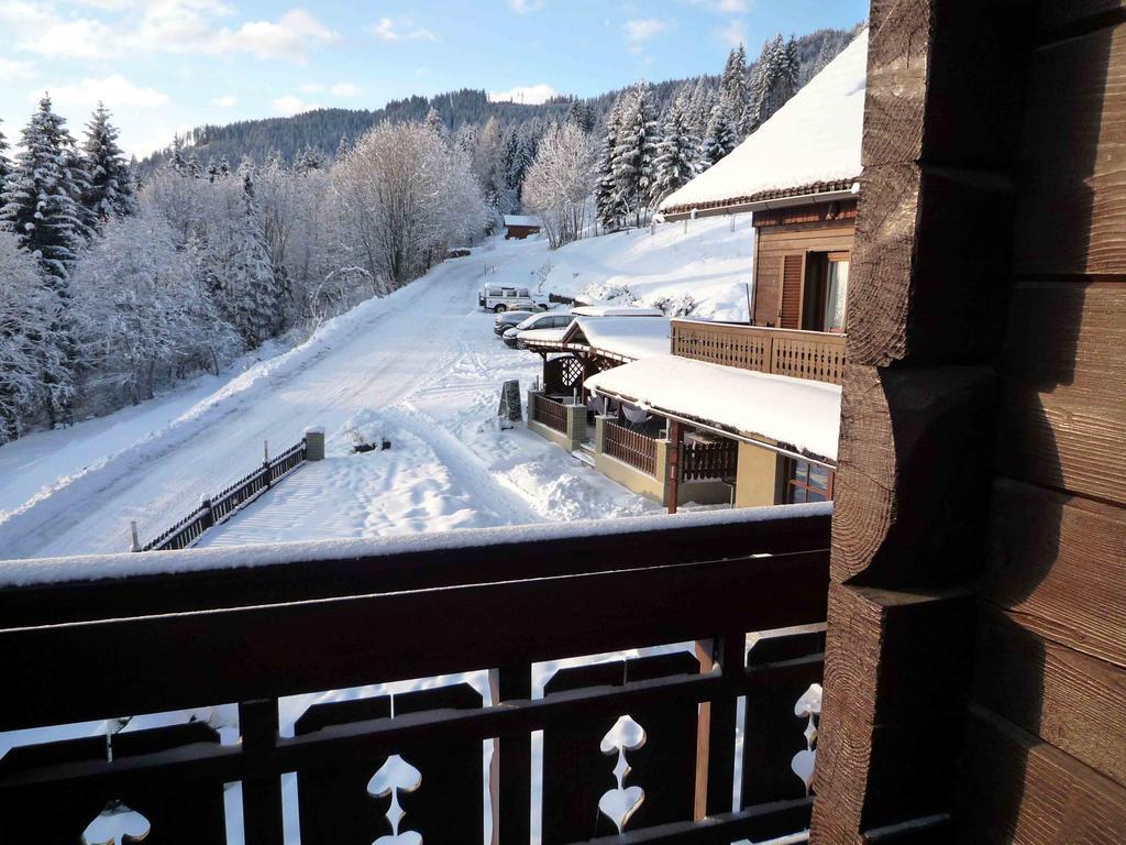 Art-Lodge Kunstpension Afritz Exterior photo